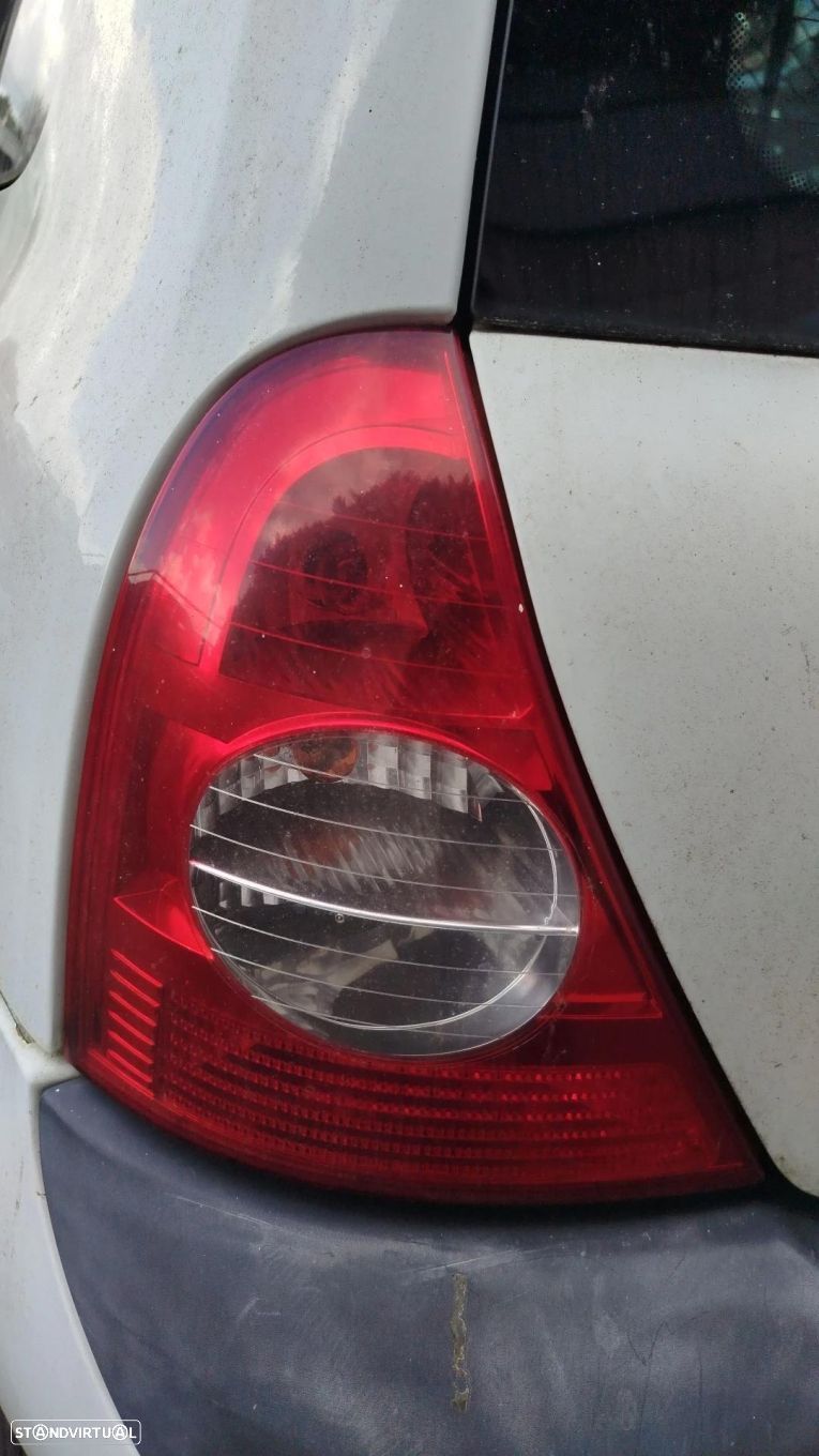 Farolim esquerdo RENAULT Clio II Société (SB0/1/2_) - 1