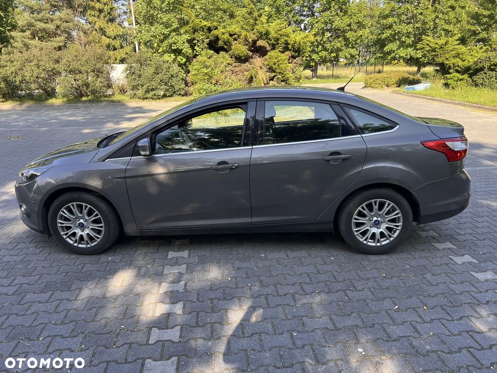 Ford Focus 1.6 EcoBoost Titanium - 4