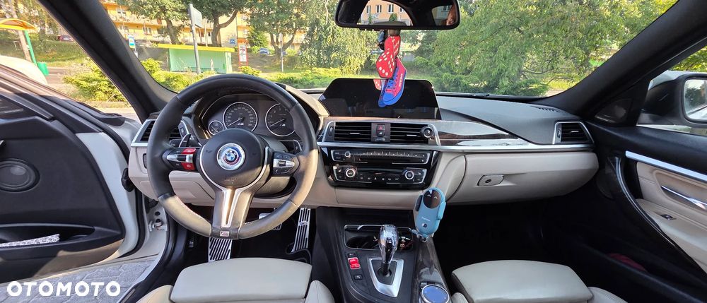 BMW Seria 3 - 35