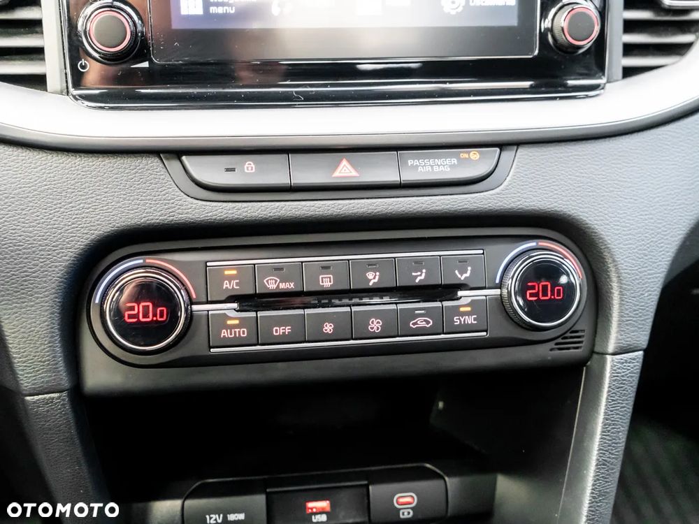 Kia Ceed 1.5 T-GDI M DCT - 16