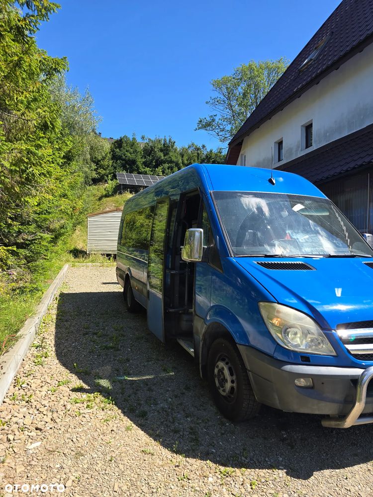 Mercedes-Benz Sprinter - 5