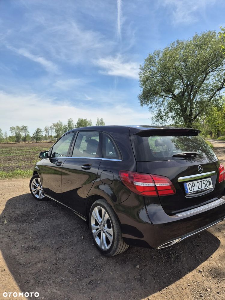 Mercedes-Benz Klasa B 200 7G-DCT UrbanStyle Edition - 7