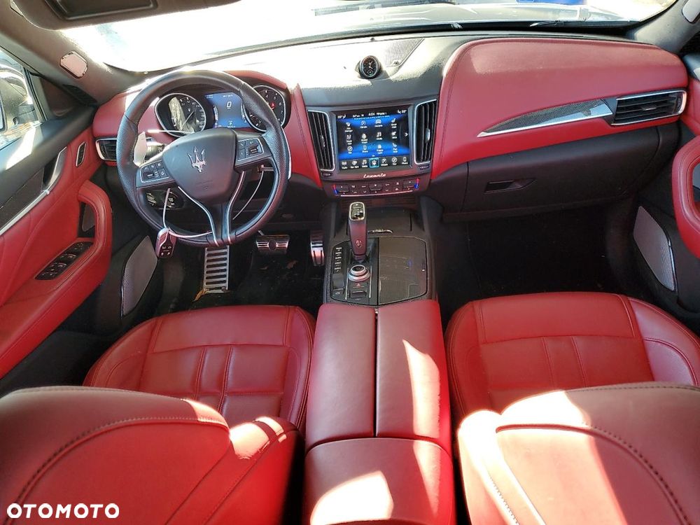 Maserati Levante S Q4 - 10