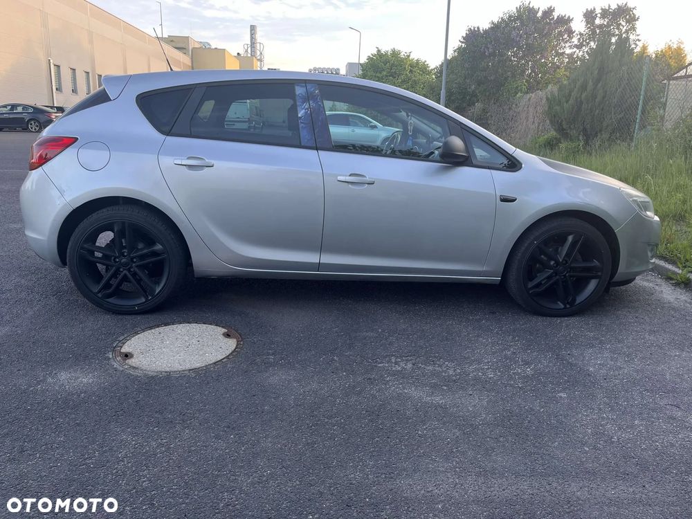 Opel Astra 1.4 Turbo - 3