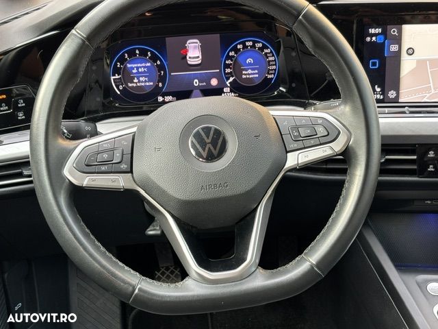 Volkswagen Golf 1.5 TSI ACT Life - 16