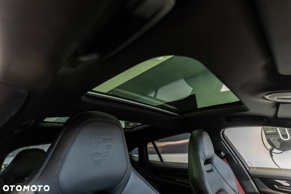 Porsche Panamera 4 - 38