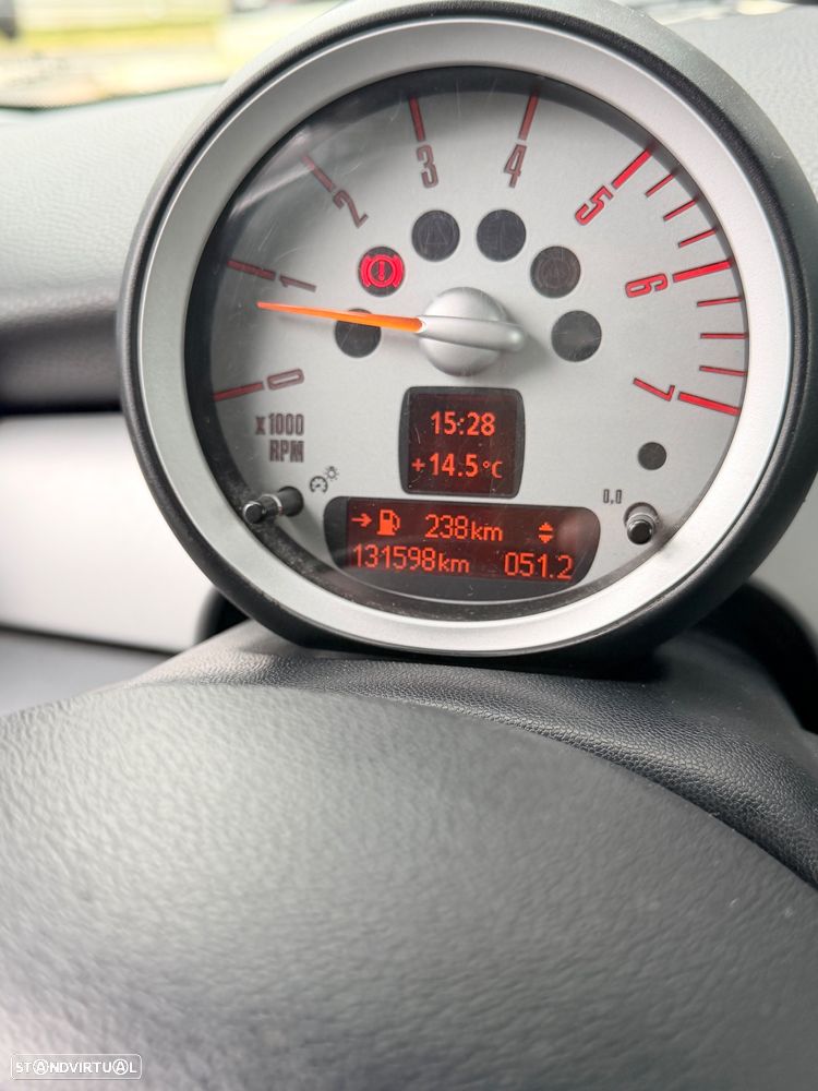 MINI 3 Portas One D - 10