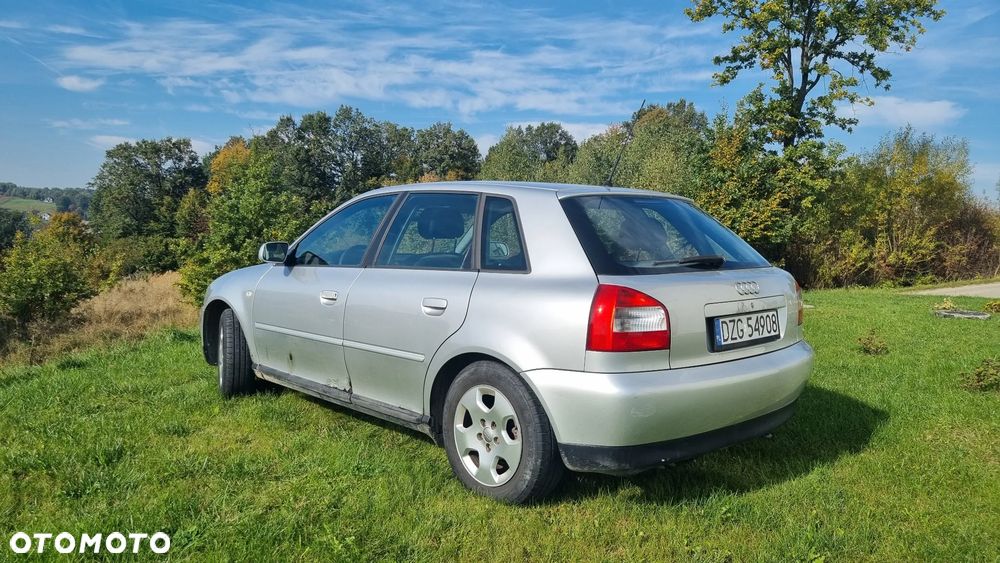 Audi A3 Sportback - 3
