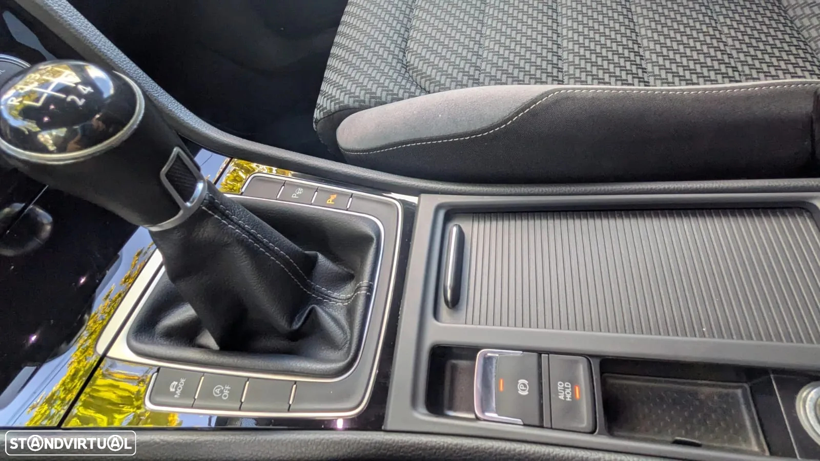 VW Golf 1.6 TDI R-Line - 13