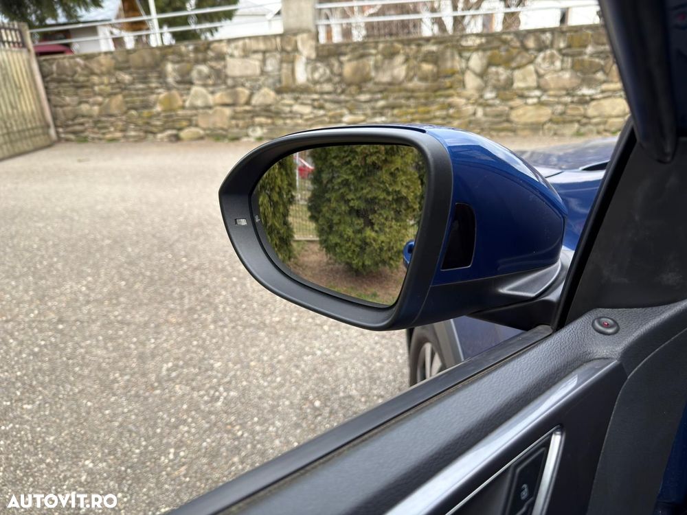 Volkswagen Taigo 1.5 TSI DSG Advanced - 9