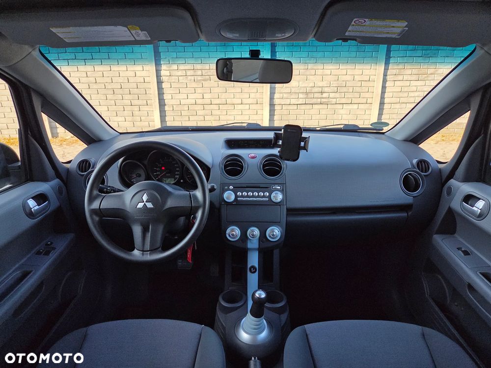 Mitsubishi Colt 1.3 Automatik Invite - 21