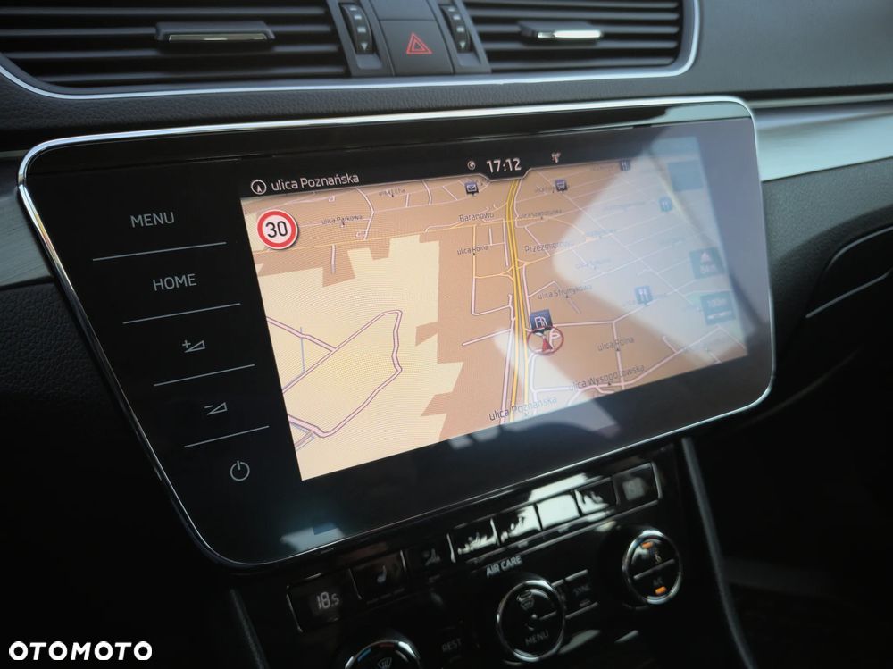 Skoda Superb 2.0 TDI Style - 29