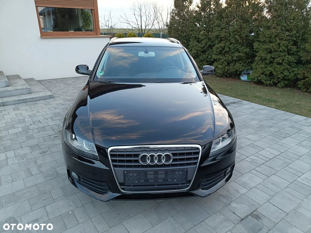 Audi A4 Avant - 4