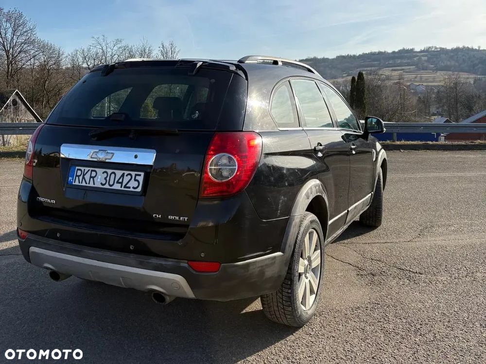 Chevrolet Captiva 2.0 4WD 7 Sitzer Automatik LT - 3