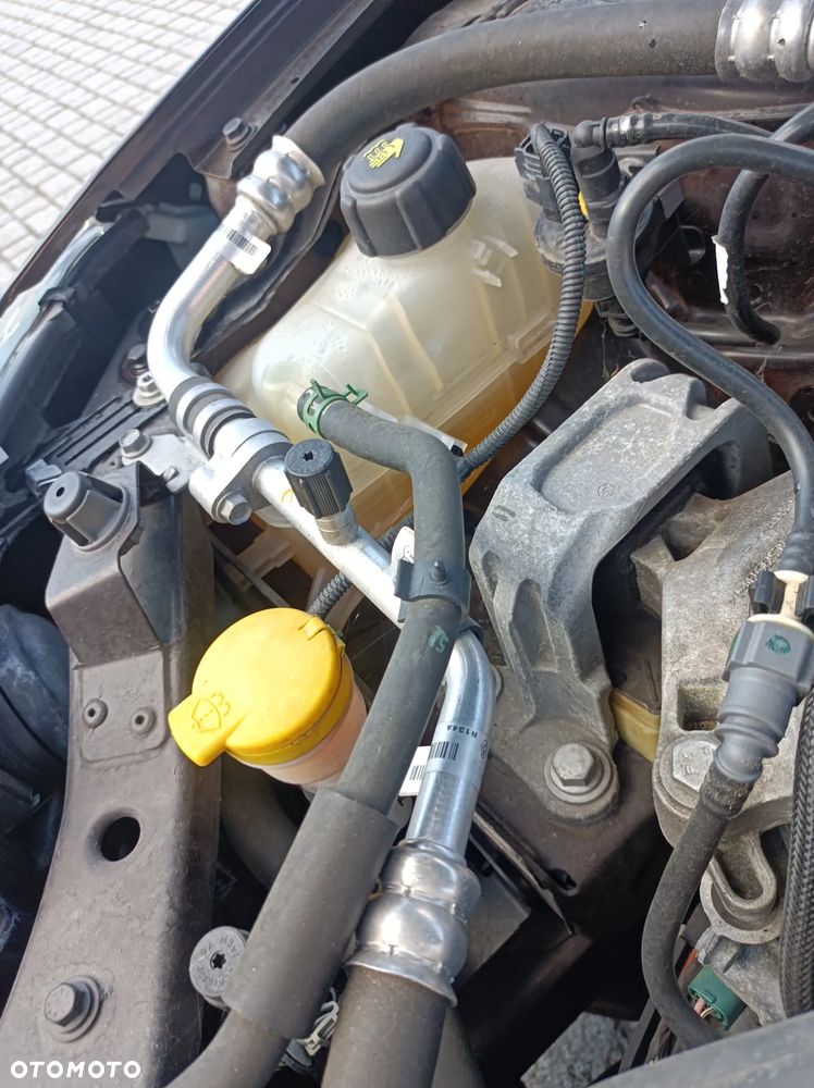 Renault Megane ENERGY TCe 130 LIMITED - 19