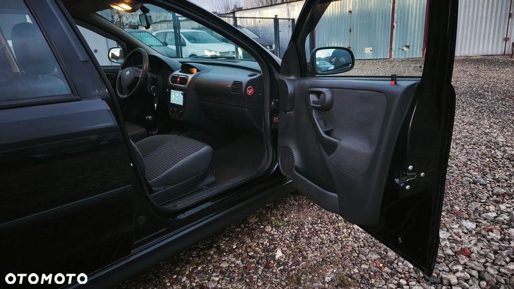 Opel Corsa 1.2 16V - 21