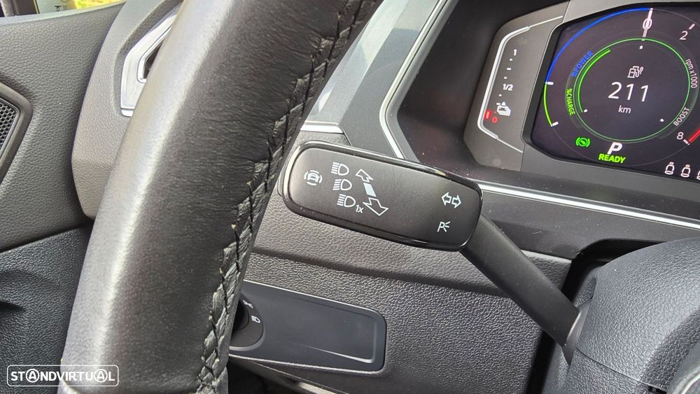 VW Tiguan - 16