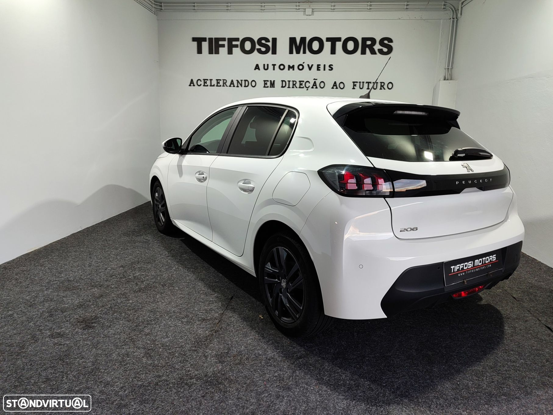 Peugeot 208 1.2 PureTech Active Pack - 7