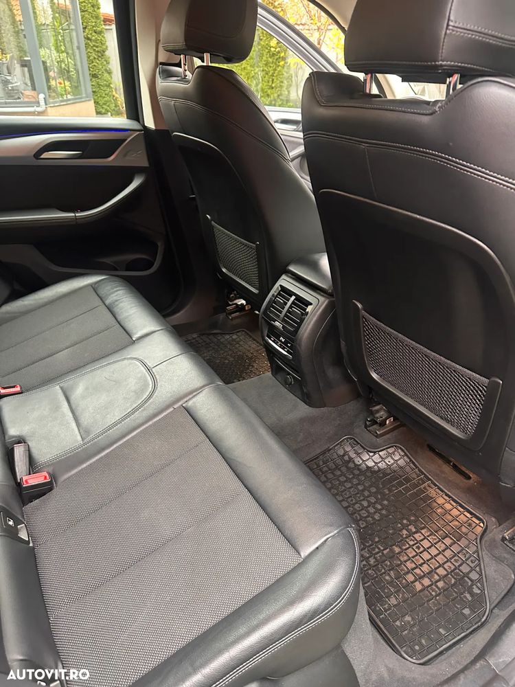 BMW X3 xDrive20d Aut. - 32