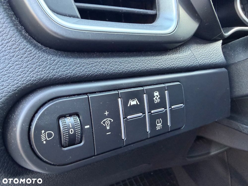 Kia Ceed 1.5 T-GDI M - 32