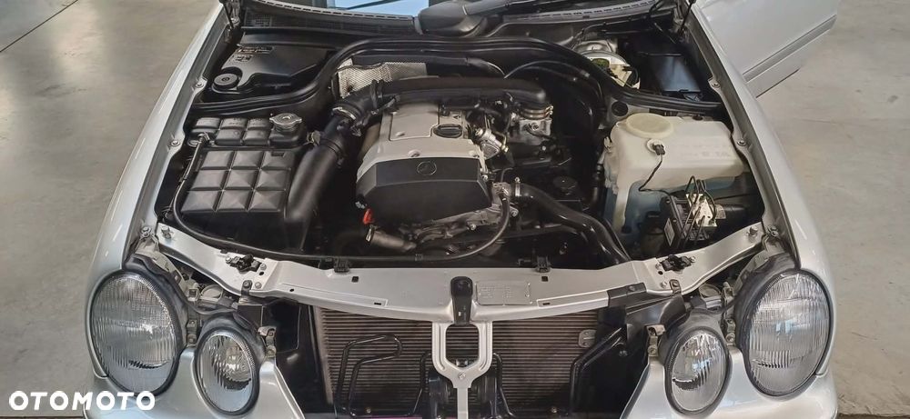 Mercedes-Benz CLK - 14