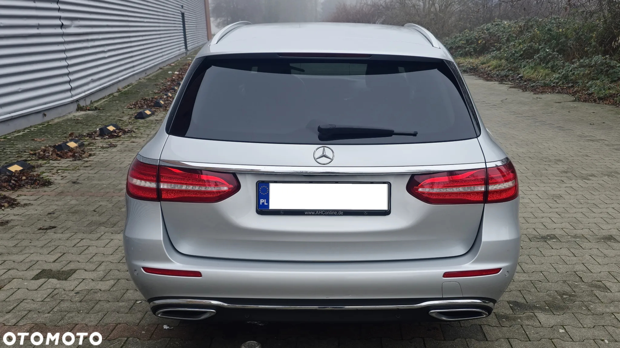 Mercedes-Benz Klasa E 220 d T 9G-TRONIC Exclusive - 5