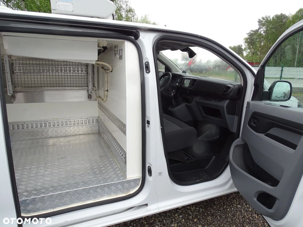 Opel VIVARO LONG - 18