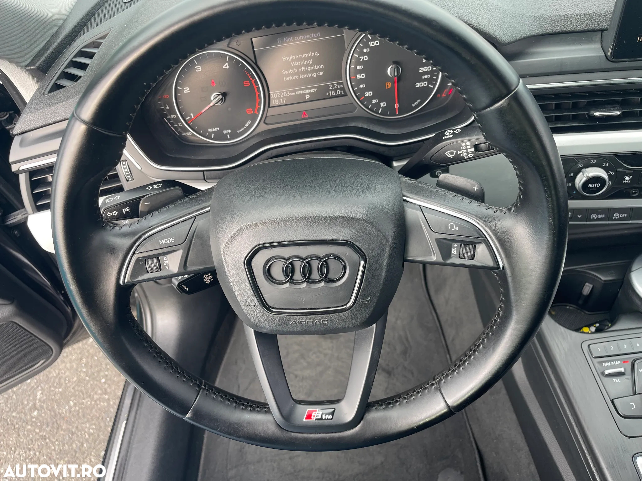 Audi A4 2.0 TDI ultra S tronic Sport - 29