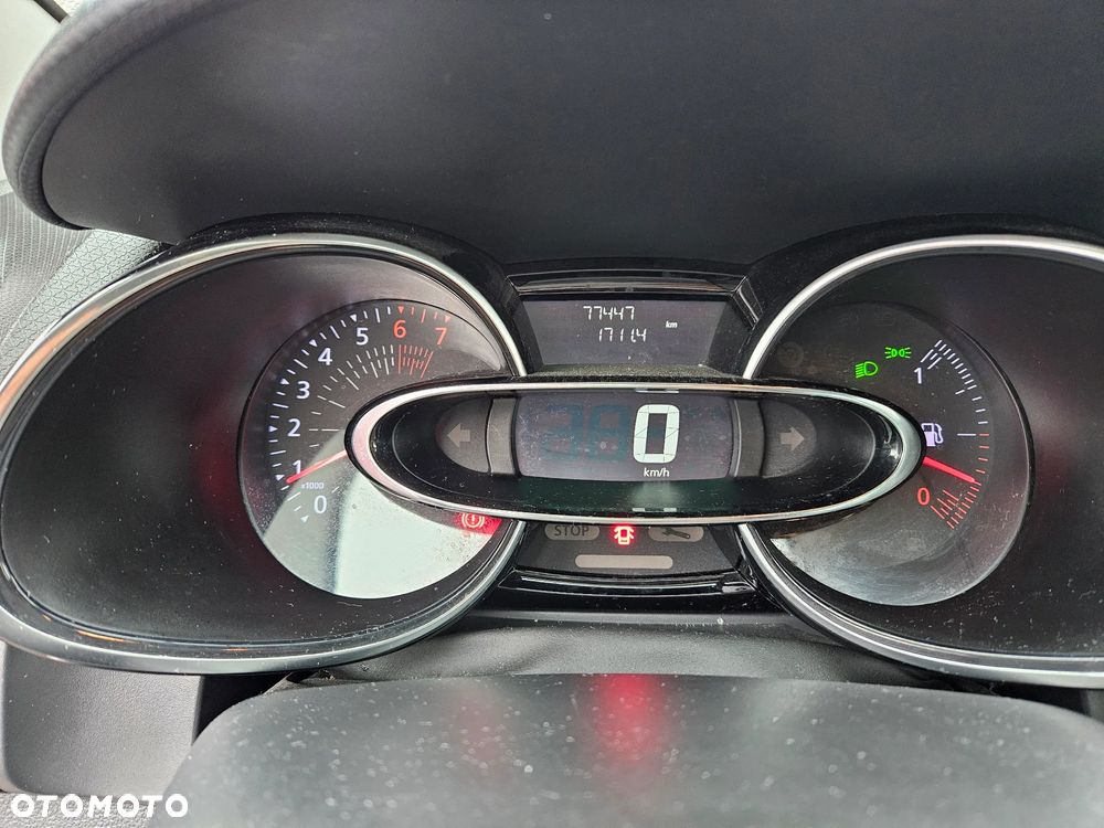 Renault Clio 1.2 16V Life - 5