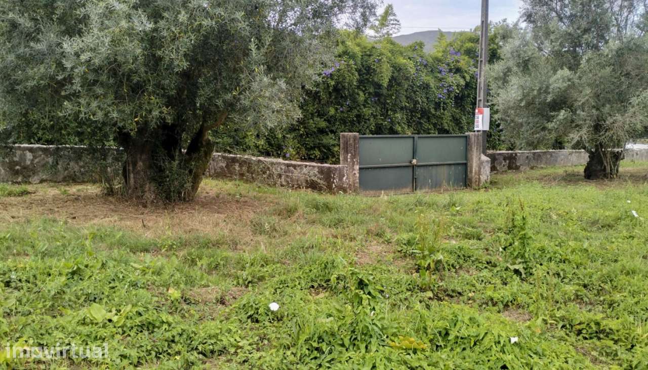 Venda de Terreno para construção com 1336m², Nogueira, Viana do Cas - Grande imagem: 3/20