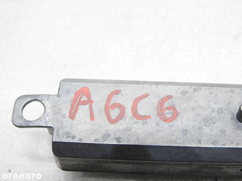 WZMACNIACZ ANTENY AUDI A6 C6 4F9035225A - 8