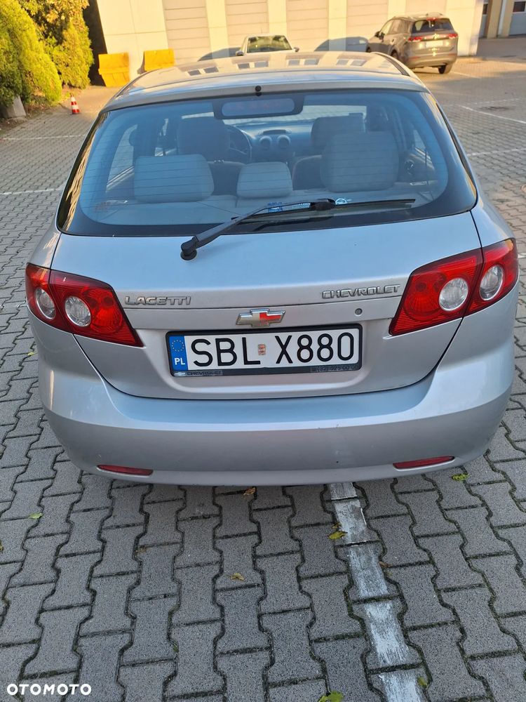 Chevrolet Lacetti 1.4 SE / Star - 12