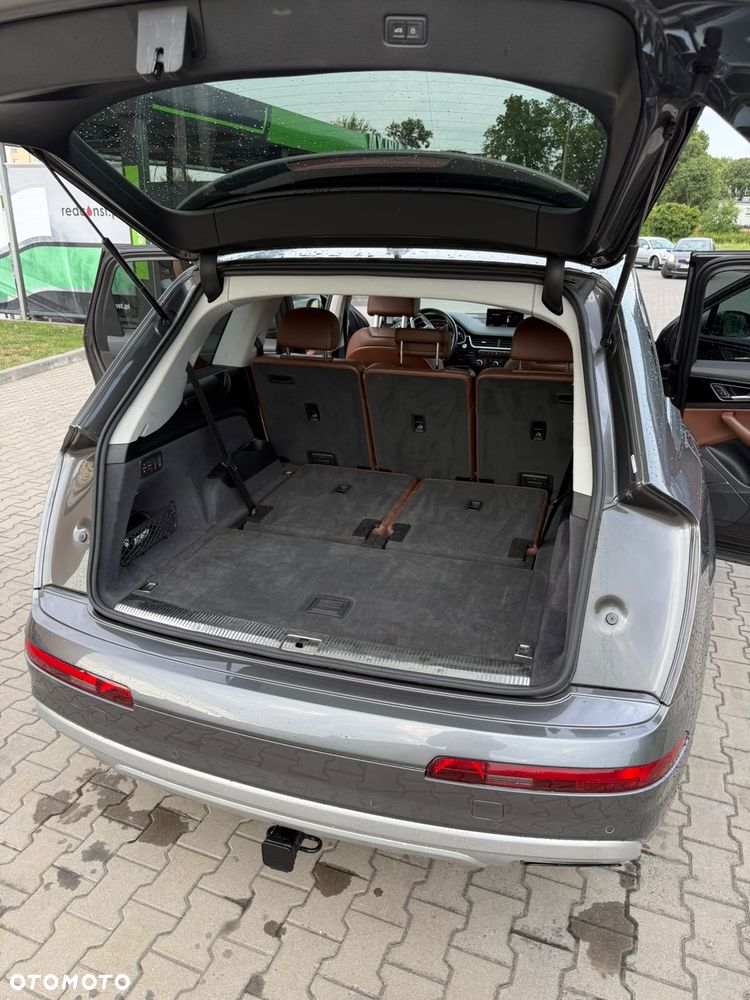 Audi Q7 - 17