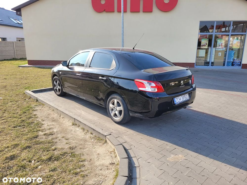 Peugeot 301 1.2 VTi/Pure Tech Access - 2