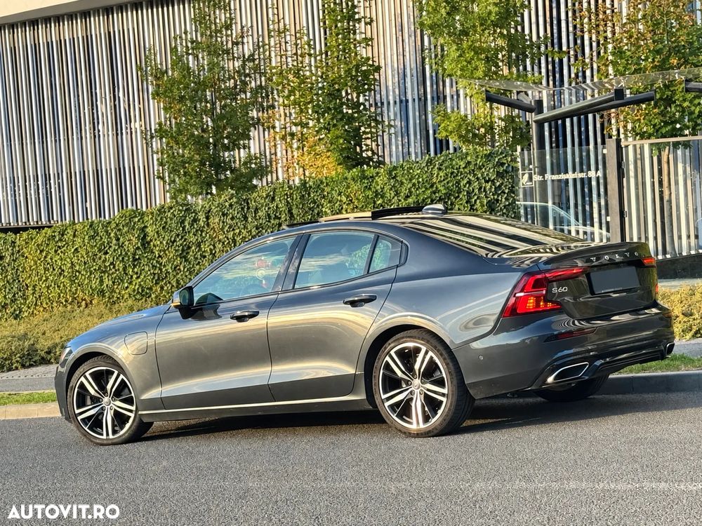 Volvo S60 T8 eAWD R-Design - 16
