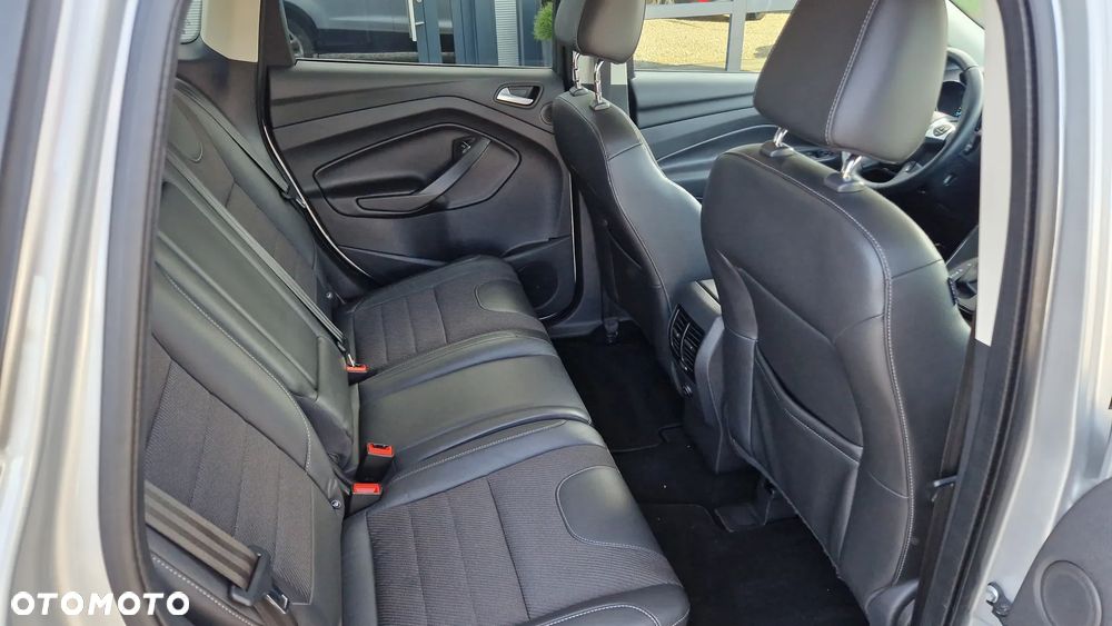 Ford Kuga 1.5 EcoBoost 4x4 Titanium - 19