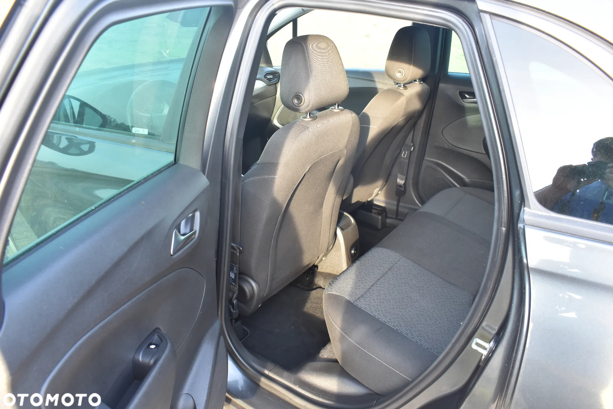 Opel Crossland X 1.2 Enjoy - 12