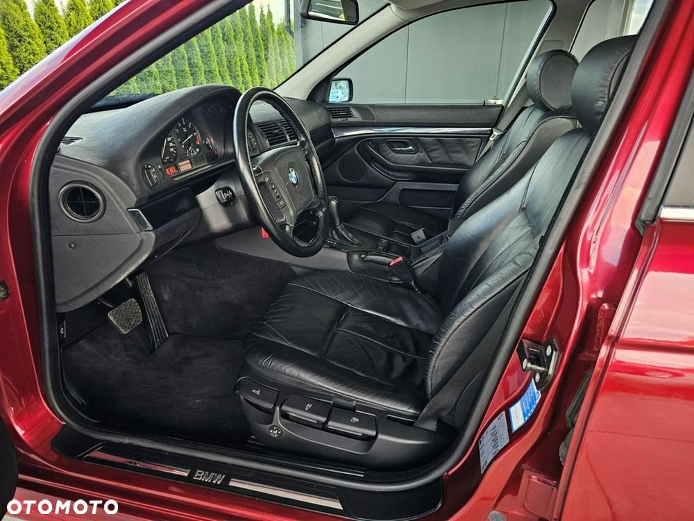 BMW Seria 5 - 14