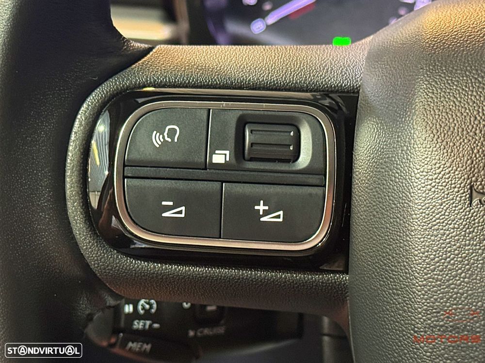 Citroën C3 1.2 PureTech Shine EAT6 - 22