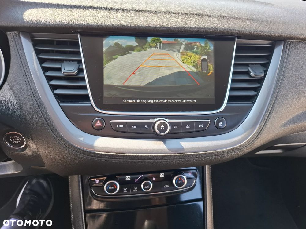 Opel Grandland X 1.2 Start/Stop Automatik Business INNOVATION - 23