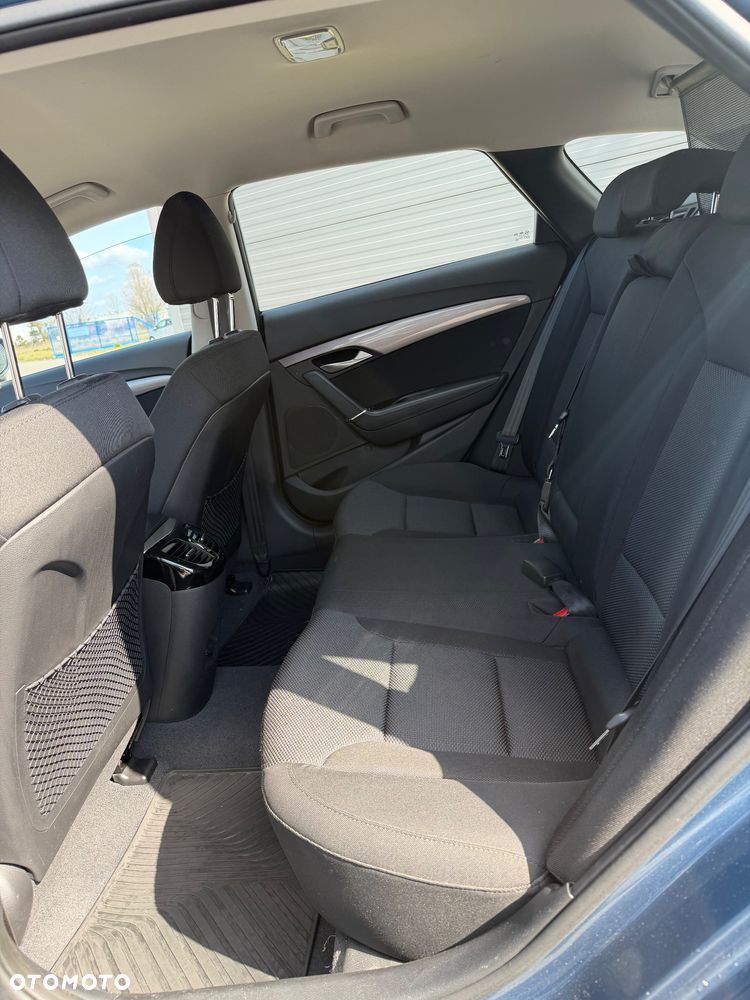 Hyundai i40 Kombi blue 1.7 CRDi Style - 16