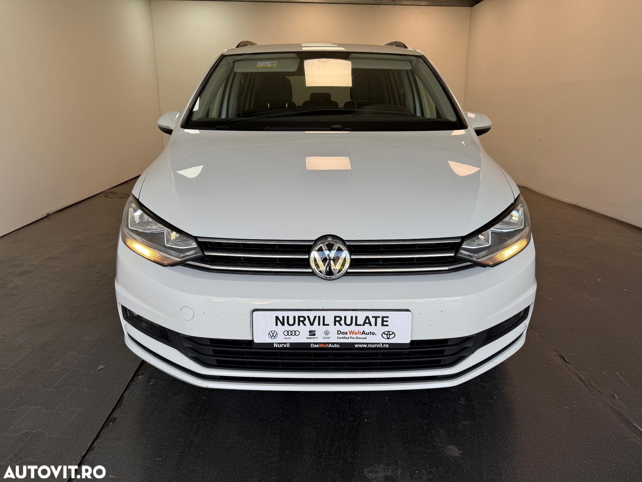 Volkswagen Touran 2.0 TDI Comfortline - 1
