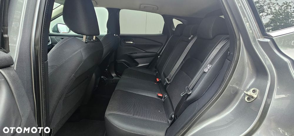 Nissan Qashqai 1.3 DIG-T DCT AKARI - 16
