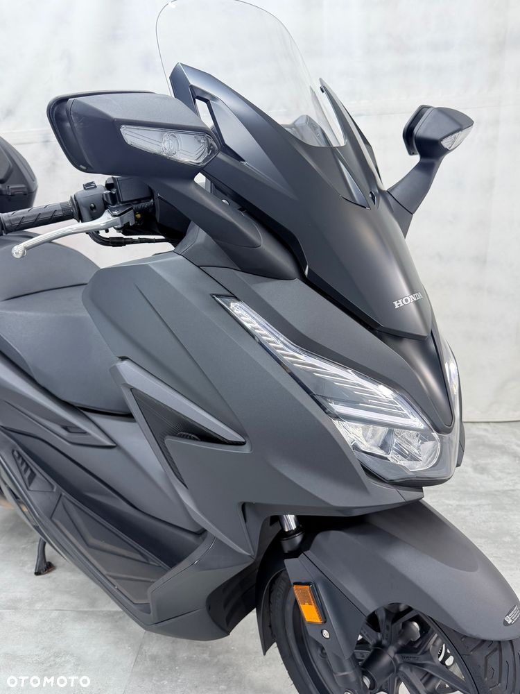 Honda NSS - 19