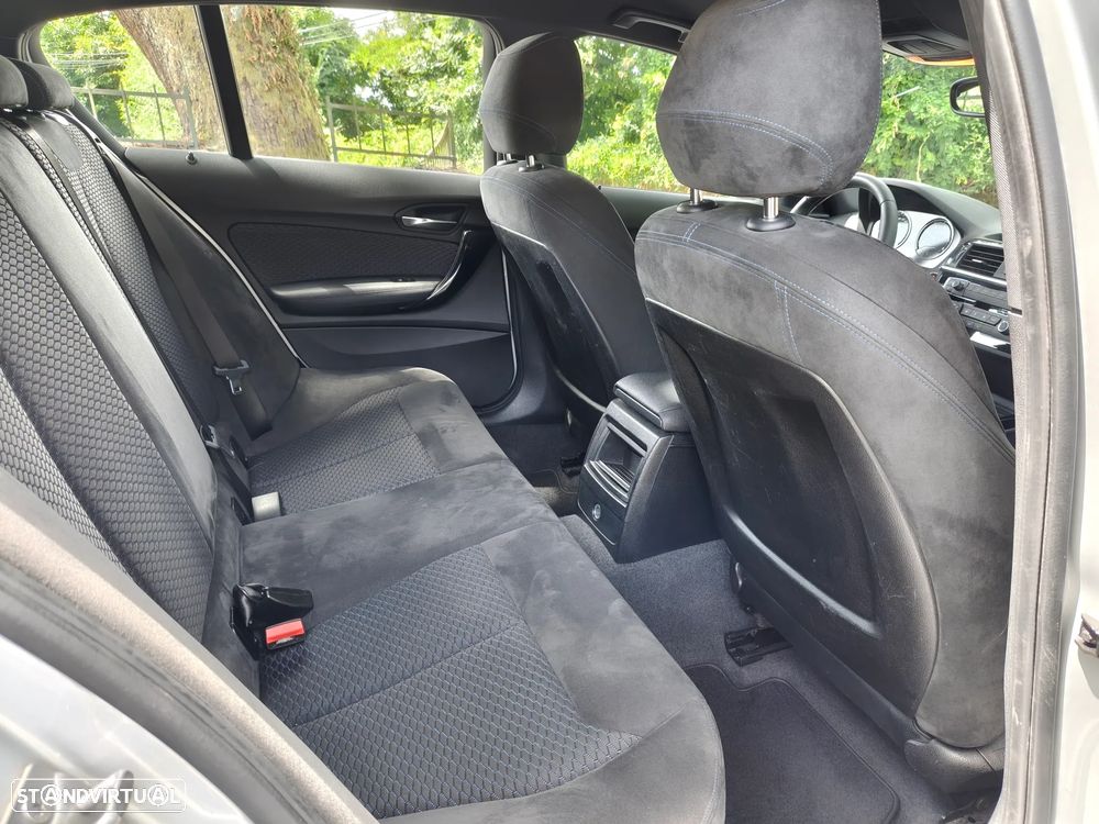 BMW 116 d Pack M - 9