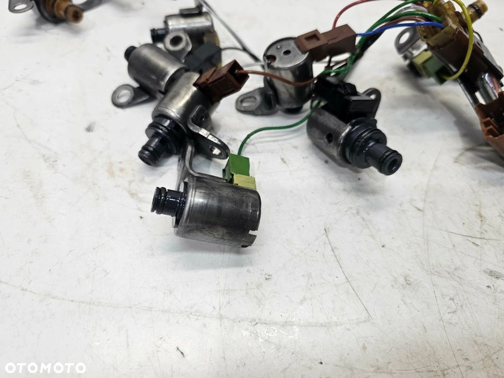 ZAWÓ ZAWORY ELEKTROMAGNETYCZNE SKRZYNI BIEGÓW VW SHARAN II DQ200 - 3