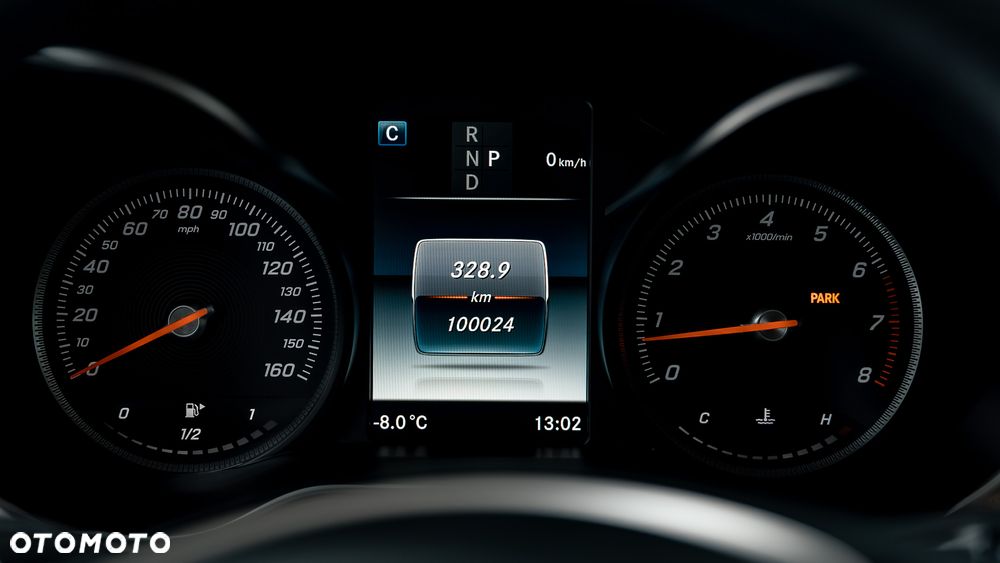 Mercedes-Benz GLC - 29