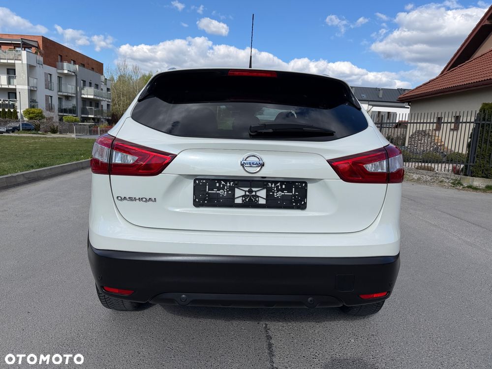 Nissan Qashqai 1.2 DIG-T Xtronic N-Connecta - 4