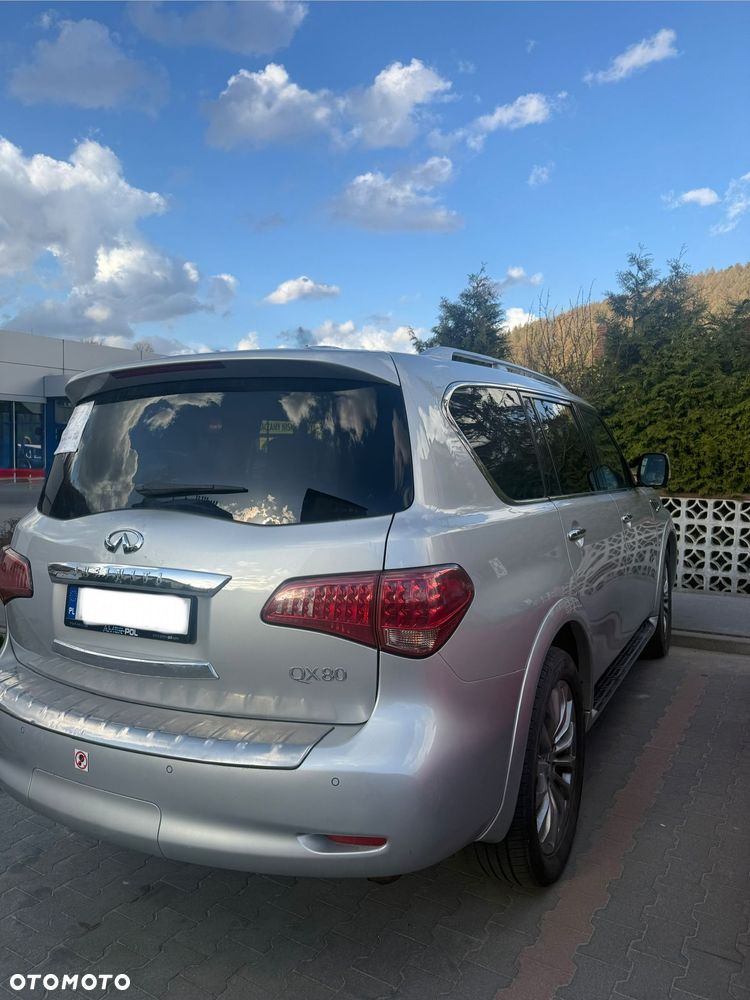 Infiniti QX80 - 4