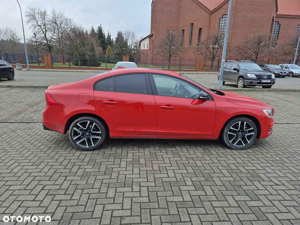 Volvo S60 - 2